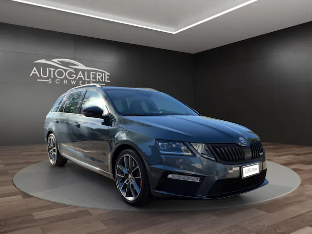 SKODA Octavia Combi 2.0 TSI RS DSG | CH | Panorama | Columbus Navi | mySkoda Pack | ACC Tempomat |