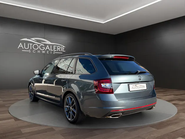 SKODA Octavia Combi 2.0 TSI RS DSG | CH | Panorama | Columbus Navi | mySkoda Pack | ACC Tempomat |