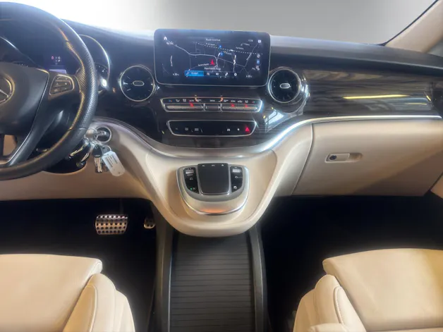 MERCEDES-BENZ Marco Polo 300 d 4M A