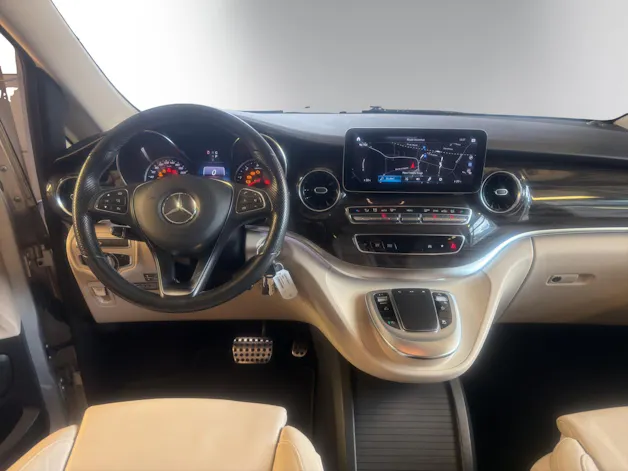 MERCEDES-BENZ Marco Polo 300 d 4M A