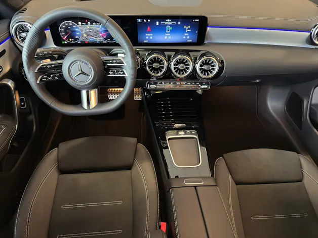 MERCEDES-BENZ CLA Shooting Brake 250 4Matic 8G-DCT