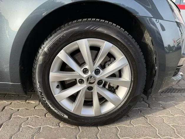 SKODA Octavia Combi 2.0 TDI Ambition 4x4 DSG