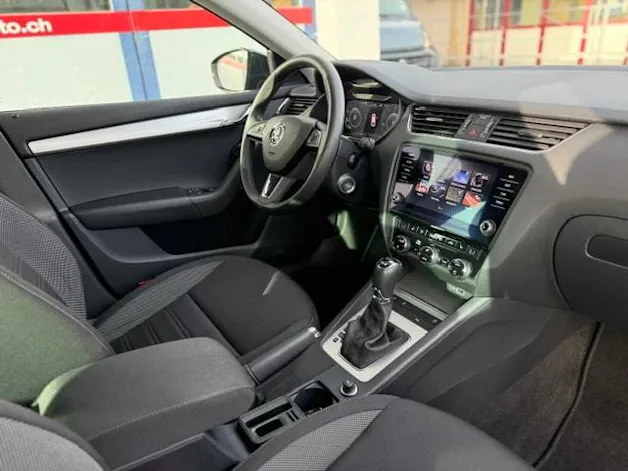 SKODA Octavia Combi 2.0 TDI Ambition 4x4 DSG