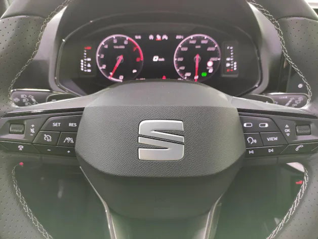 SEAT Arona 1.5 TSI FR DSG