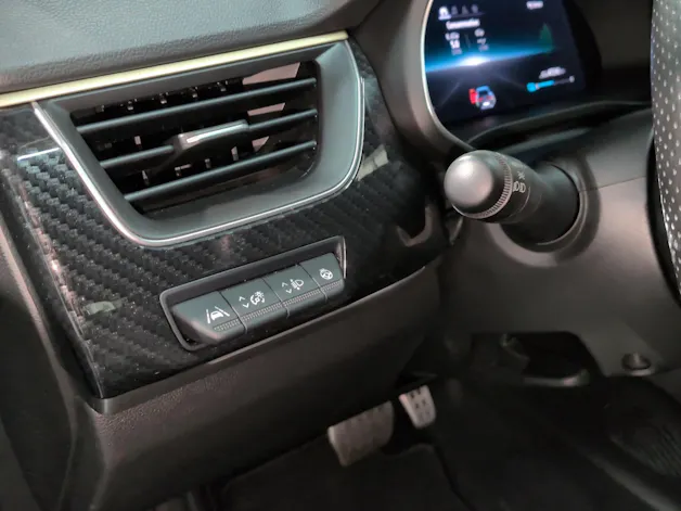 RENAULT Arkana 1.6 E-Tech Engineered