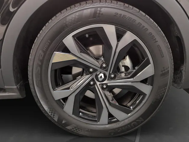 RENAULT Arkana 1.6 E-Tech Engineered
