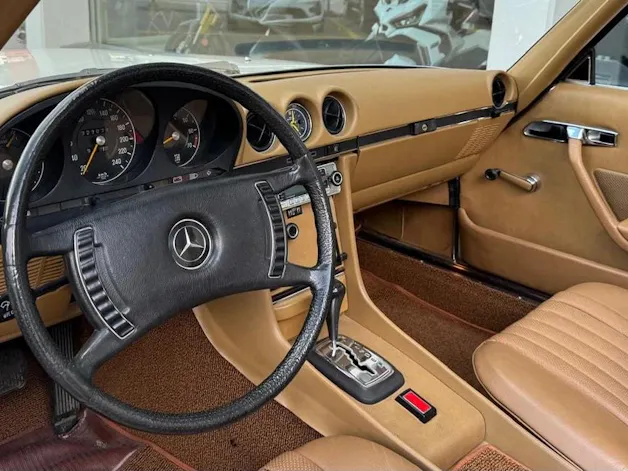 MERCEDES-BENZ 350 SL V8