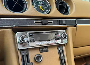MERCEDES-BENZ 350 SL V8