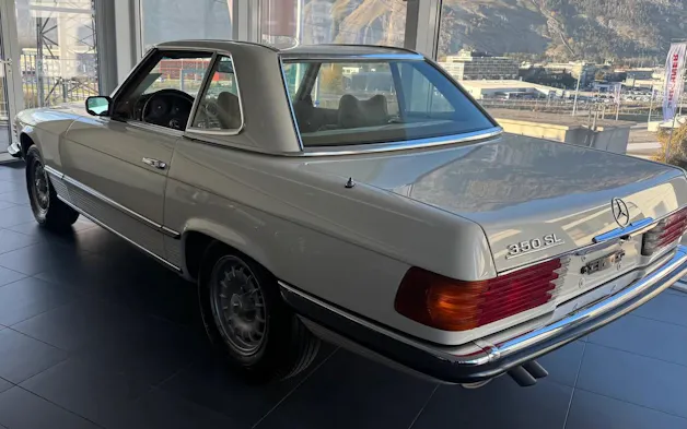 MERCEDES-BENZ 350 SL V8