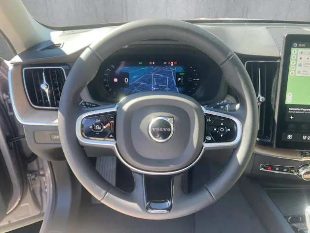 VOLVO XC60 T6 eAWD PluginHybrid Ultra Dark Geartronic