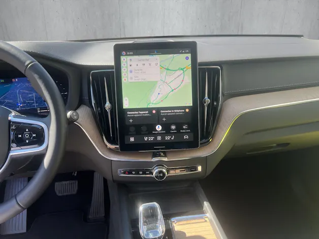 VOLVO XC60 T6 eAWD PluginHybrid Ultra Dark Geartronic