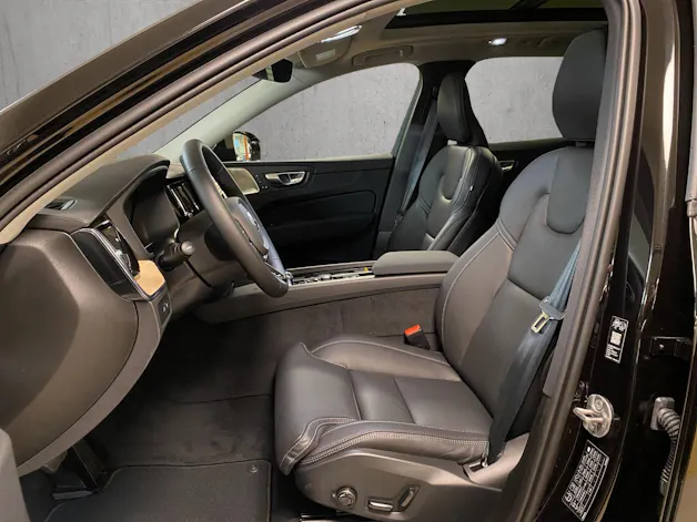 VOLVO XC60 T6 eAWD PluginHybrid Ultra Bright Geartronic
