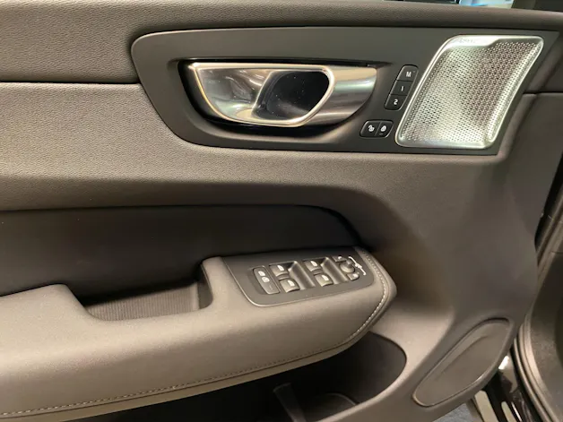 VOLVO XC60 T6 eAWD PluginHybrid Ultra Bright Geartronic
