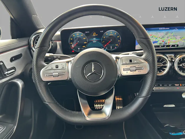 MERCEDES-BENZ CLA Shooting Brake 250 4Matic 7G-DCT AMG Line