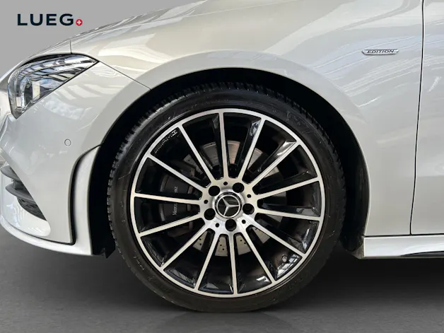 MERCEDES-BENZ CLA Shooting Brake 250 4Matic 7G-DCT AMG Line