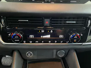 NISSAN Qashqai 1.3 DIG-T MHEV Premiere Edition Xtronic