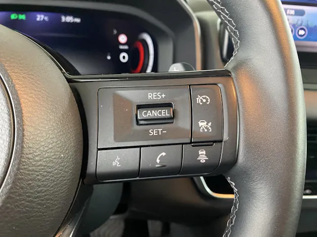 NISSAN Qashqai 1.3 DIG-T MHEV Premiere Edition Xtronic