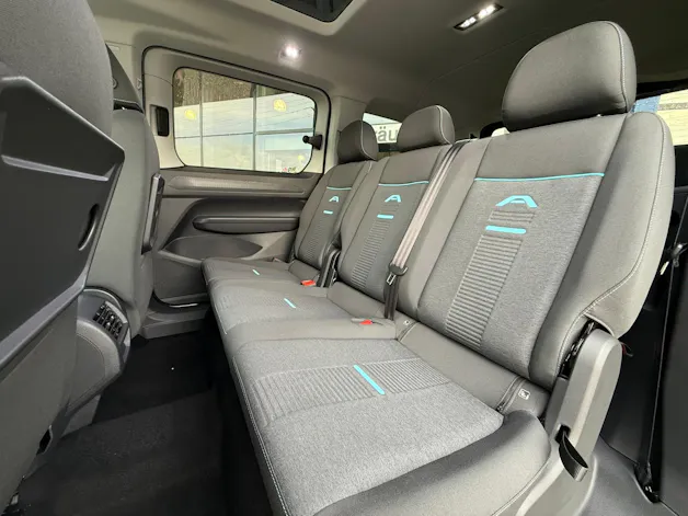 FORD Grand Tourneo Connect 1.5 PHEV Active Automat