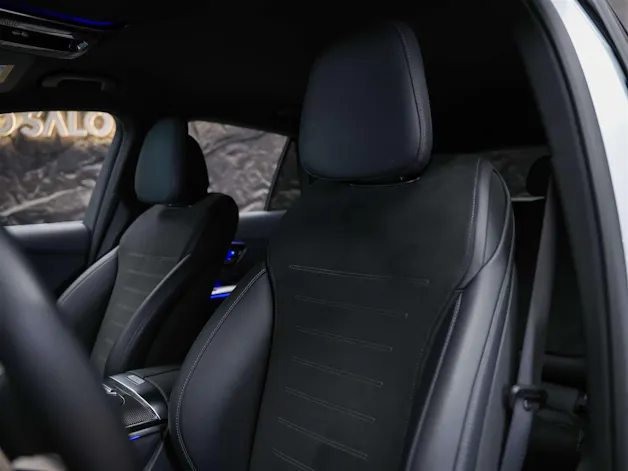 MERCEDES-BENZ GLC 300 d AMG Line 4matic *21" Felgen*Sitzheizung*Anhängerkupplung*
