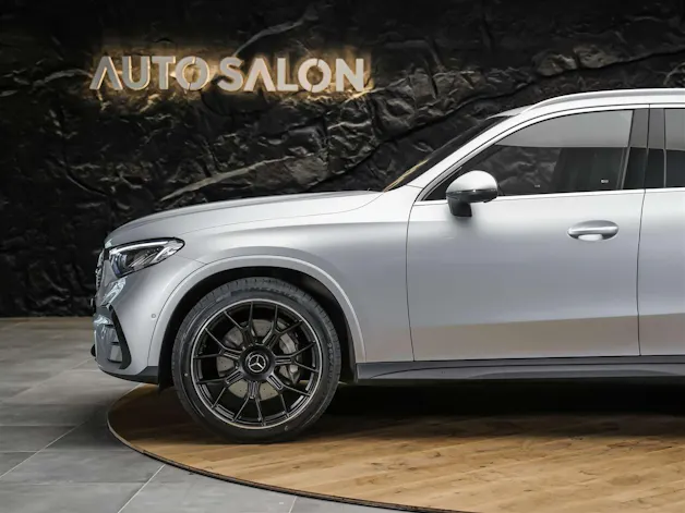 MERCEDES-BENZ GLC 300 d AMG Line 4matic *21" Felgen*Sitzheizung*Anhängerkupplung*