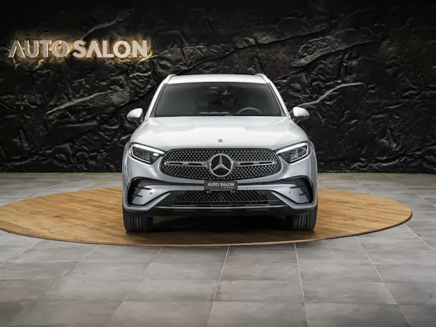 MERCEDES-BENZ GLC 300 d AMG Line 4matic *21" Felgen*Sitzheizung*Anhängerkupplung*
