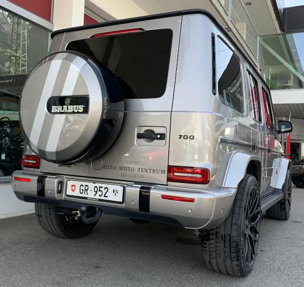 MERCEDES-BENZ Brabus G700