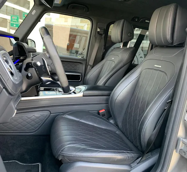 MERCEDES-BENZ Brabus G700