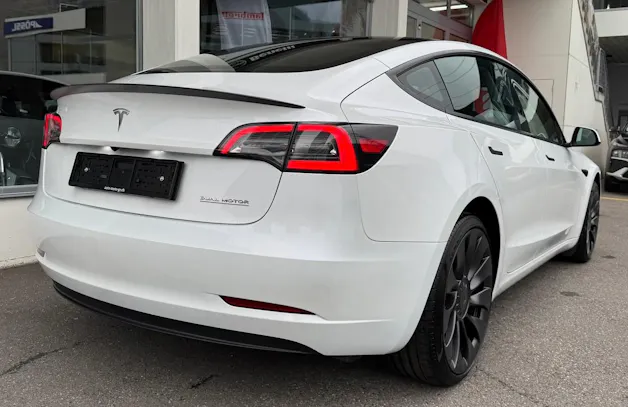 Tesla Model 3 Performance Dual Motor AWD