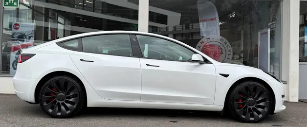 Tesla Model 3 Performance Dual Motor AWD
