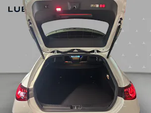 MERCEDES-BENZ CLA Shooting Brake 350 4Matic 85 kWh EQ