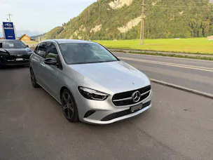 MERCEDES-BENZ B 220 4Matic 8G-DCT