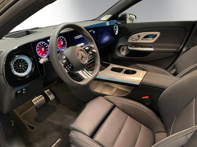 MERCEDES-BENZ CLA 220 8G-DCT 4Matic