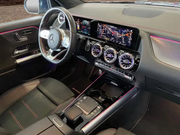 MERCEDES-BENZ EQA 250 AMG Line AMG Line
