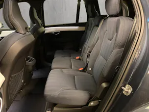 VOLVO XC60 B5 Benzin Mild Hybrid AWD Plus Bright Geartronic