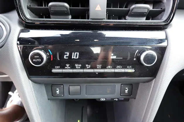 Toyota Yaris Cross 1.5 Trend e-CVT "* Garantie 10ans/185'000Kms * Sièges chauffants * Caméra de recul * Tempomat Adaptatif *"