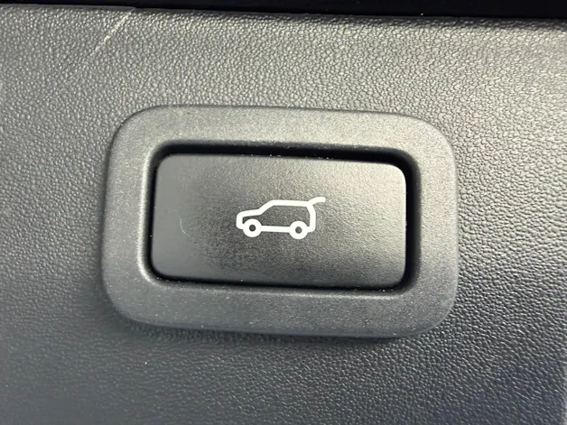 Land Rover Discovery Sport 2.0 Si4 Pure AT9