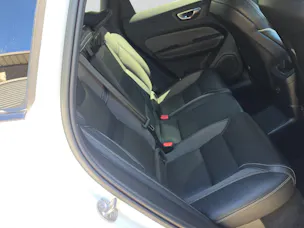 VOLVO XC60 2.0 T6 TE Ultimate Dark eAWD