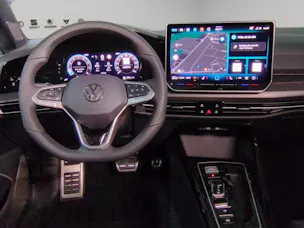 VW Golf 2.0 TSI R-Line DSG 4 Motion