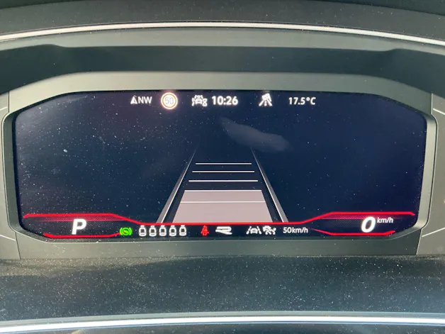 VW Tiguan Allspace R-Line 4Motion *** PANORAMADACH & 7 PLÄTZER ***