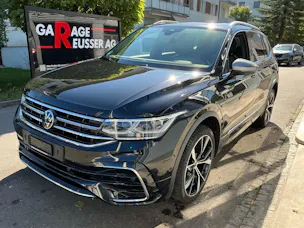 VW Tiguan Allspace R-Line 4Motion *** PANORAMADACH & 7 PLÄTZER ***