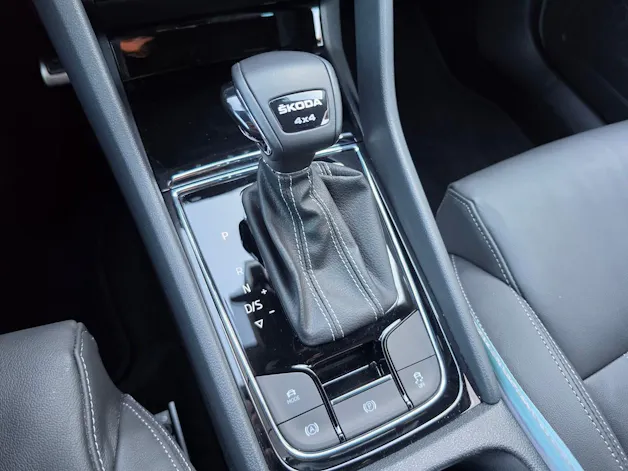 SKODA Karoq 2.0 TSI SportLine 4x4 DSG
