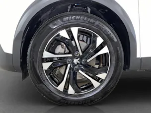 PEUGEOT 2008 e-Allure Pack
