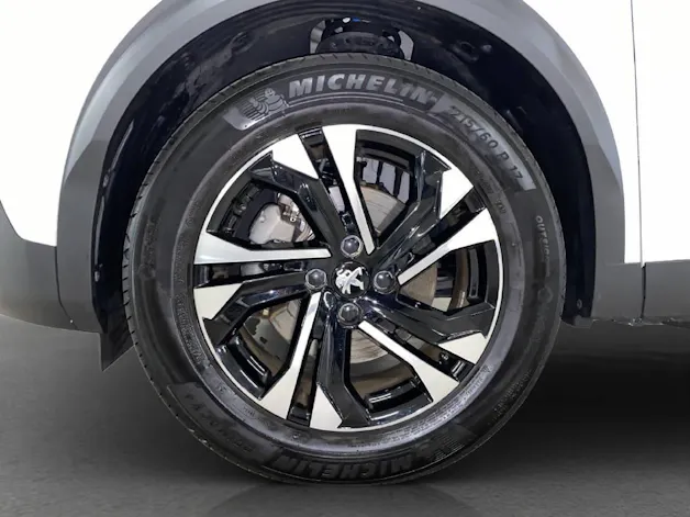 PEUGEOT 2008 e-Allure Pack