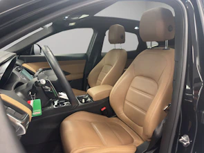 Fahrzeugbild JAGUAR E-Pace 2.0 D I4 165 S AWD