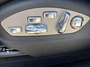 PORSCHE Macan GTS