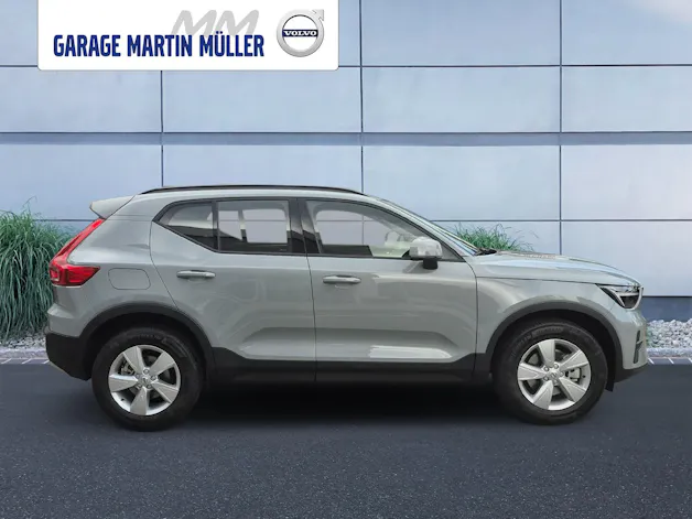 VOLVO XC40 2.0 B3 MH Essential