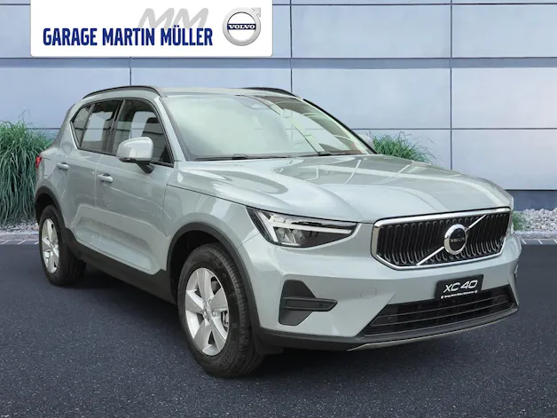 VOLVO XC40 2.0 B3 MH Essential