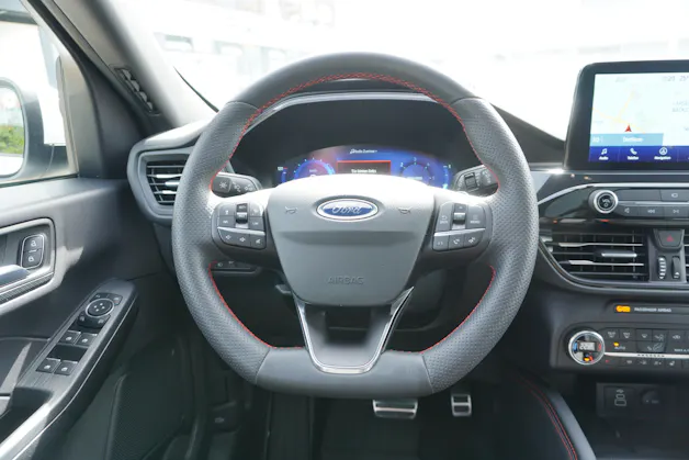 FORD Kuga 2.0 TDCi EcoBlue ST-Line X 4WD