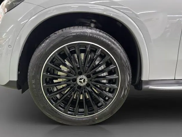 MERCEDES-BENZ GLC 220 d 4M 9G-Tronic