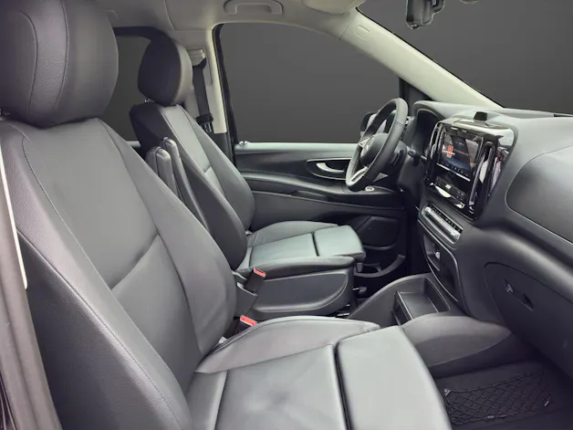 MERCEDES-BENZ Vito 124 CDI Lang Tourer 9G-Tronic Select